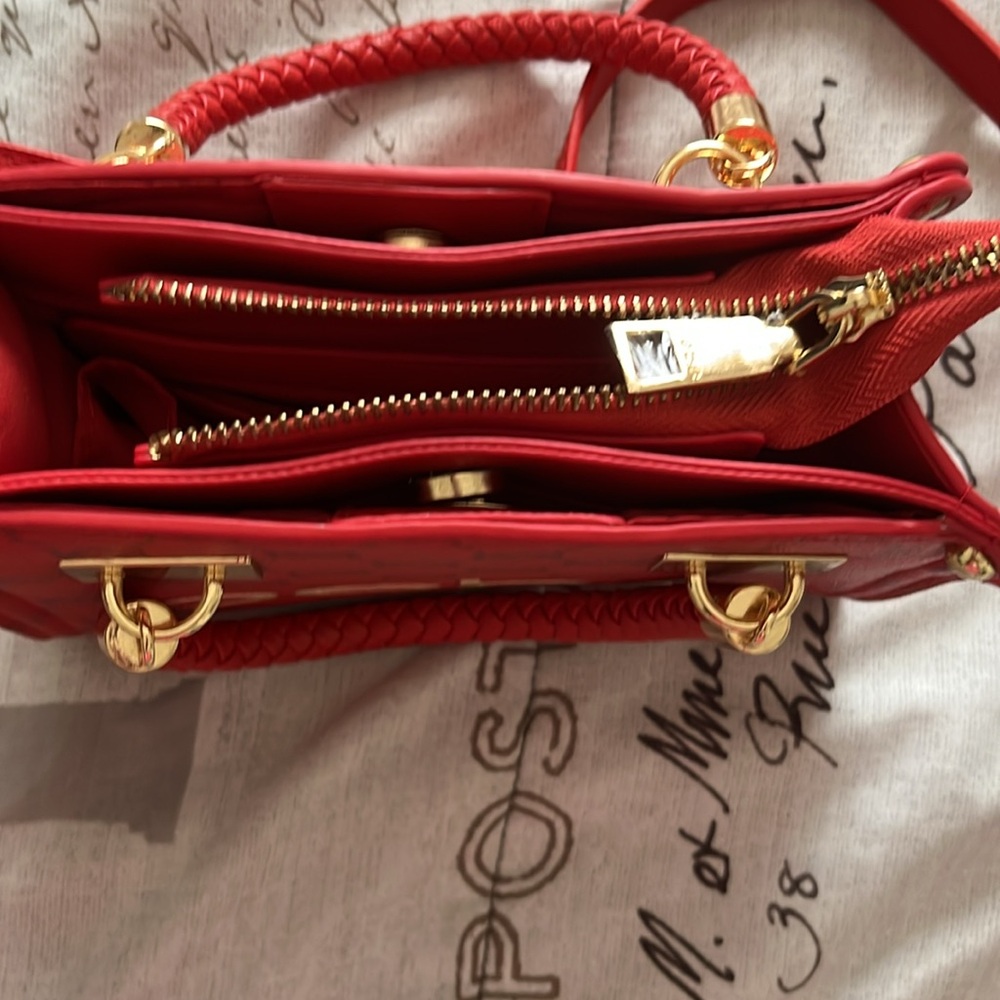 Red Handbag - Picture 2 of 4